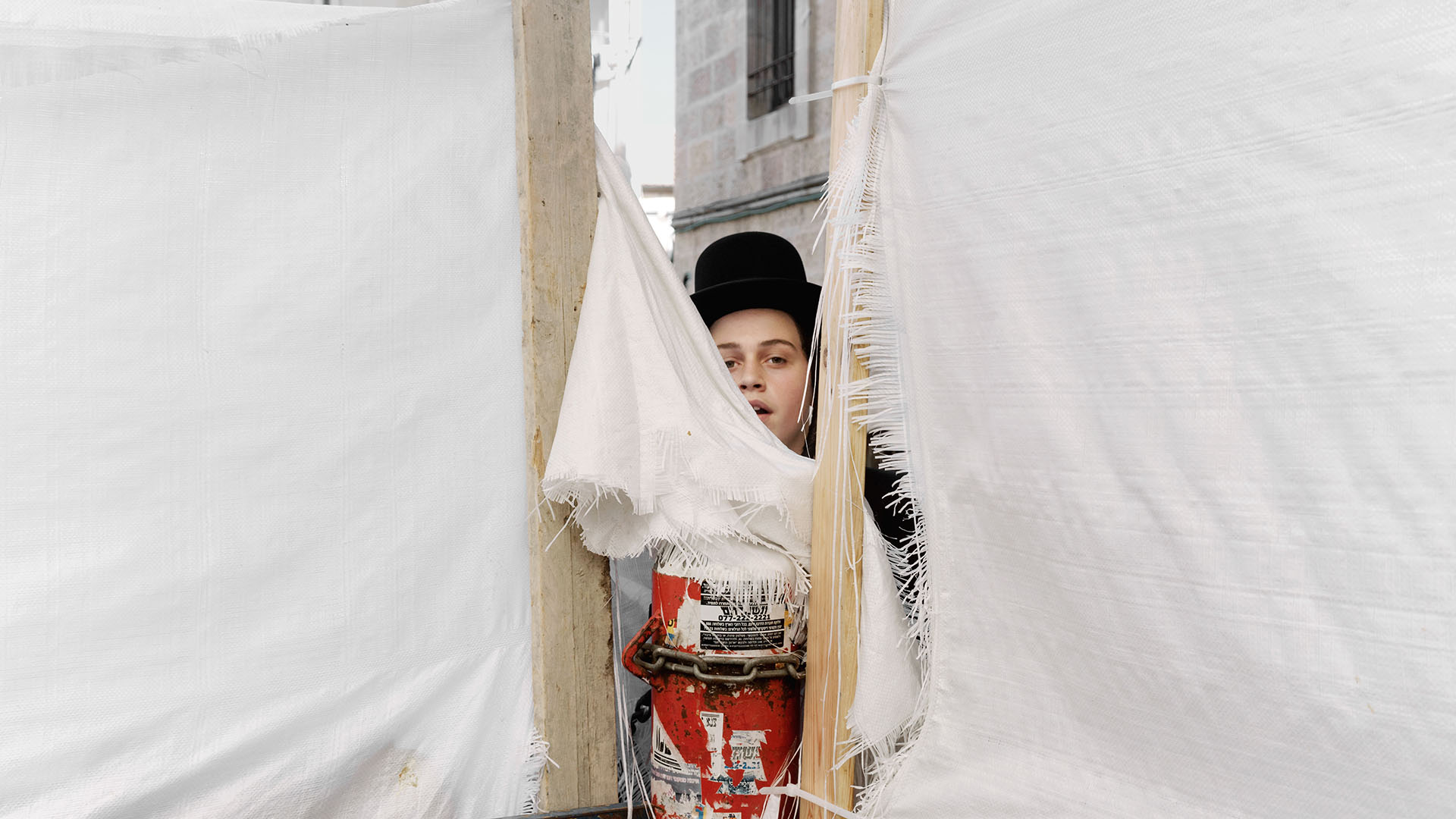 Jouer dans la rue avec les enfants de Mea Shearim