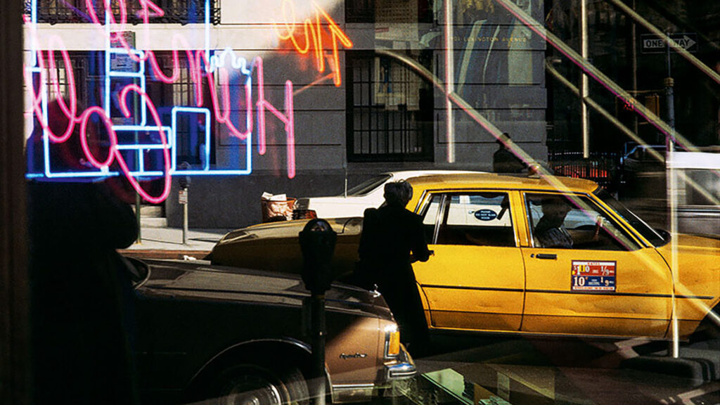 Les trottoirs colorés de New York, par Frank Horvat