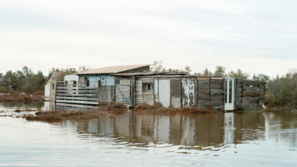 Naïma Lecomte et les cabanons de Camargue