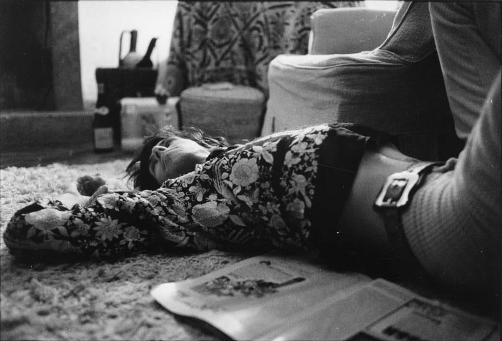 Photo de Keith Richards allongé par Dominique Tarlé en 1971