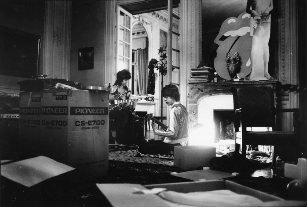 Photo de Keith Richards et Mick Jagger en train de composer, par Dominique Tarlé en 1971