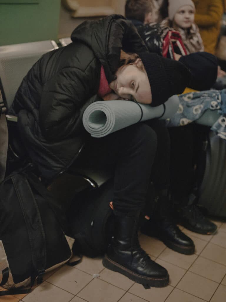 At the train station in Przemyśl, Poland. March 2, 2022 © Ismail Ferdous / VU' for Blind