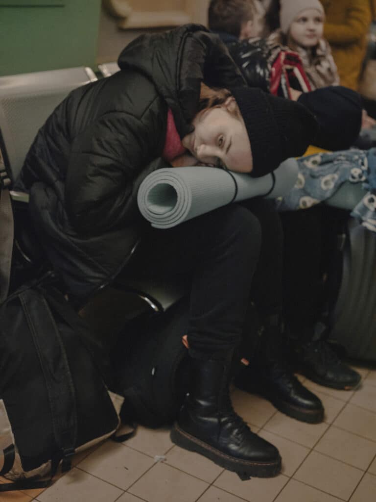 À la gare de Przemyśl, en Pologne. 2 mars 2022 © Ismail Ferdous / VU' pour Blind
