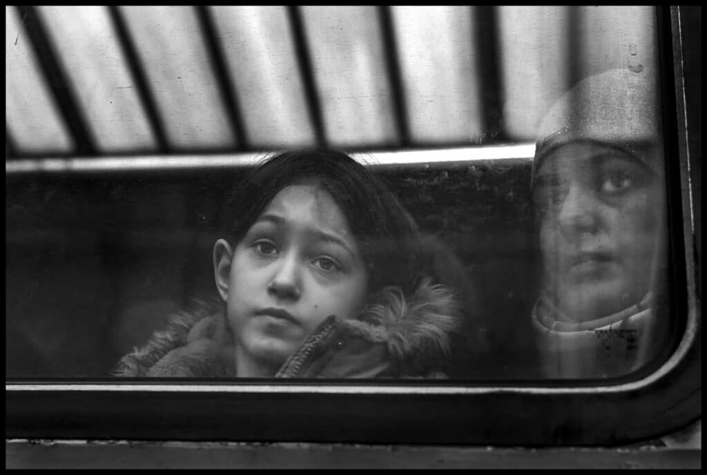© Photograph by Peter Turnley