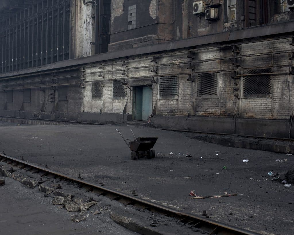 Railroad of the distilled coal factory, near the front line, in Avdiivka, Donbass, eastern Ukraine. © Rafael Yaghobzadeh