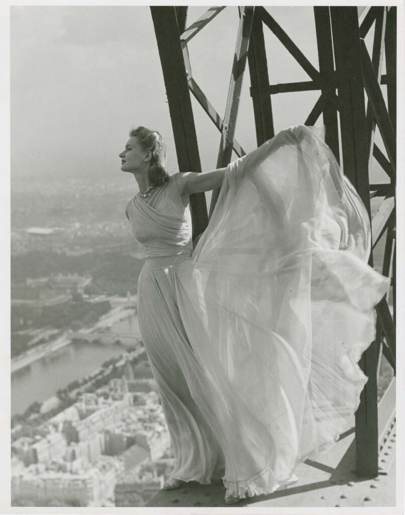 Untitled (Lisa Fonssagrives) for Vogue Paris, 1939. © The Estate of Erwin Blumenfeld 2022