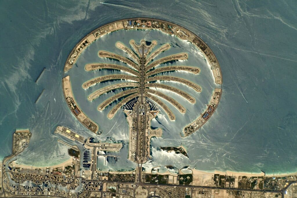 Palm Jumeirah, Dubaï, Émirats arabes unis © La Terre entre nos mains, Flammarion / ESA/NASA Thomas Pesquet