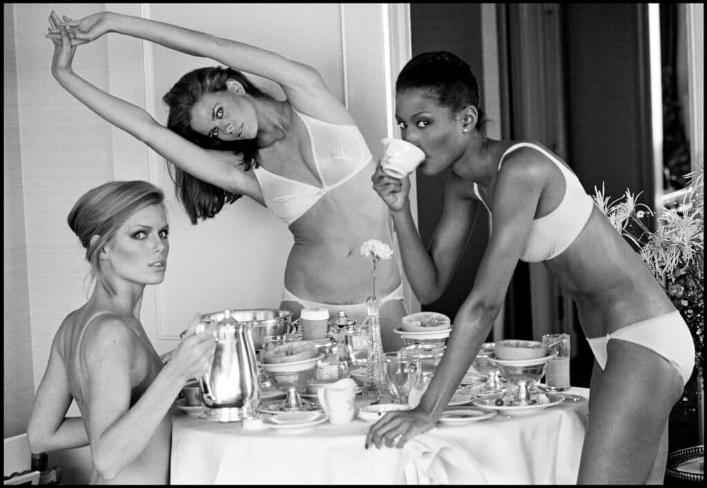 Patti Hansen, Lisa Taylor, Beverly Johnson, San Francisco, Vogue, 1976 © Arthur Elgort