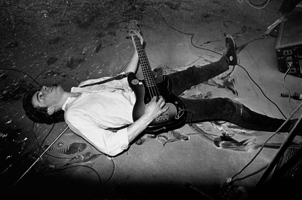 John "Segs" Jennings, bassiste de The Ruts, Militant Entertainment Tour, Leicester, 1979. © Syd Shelton