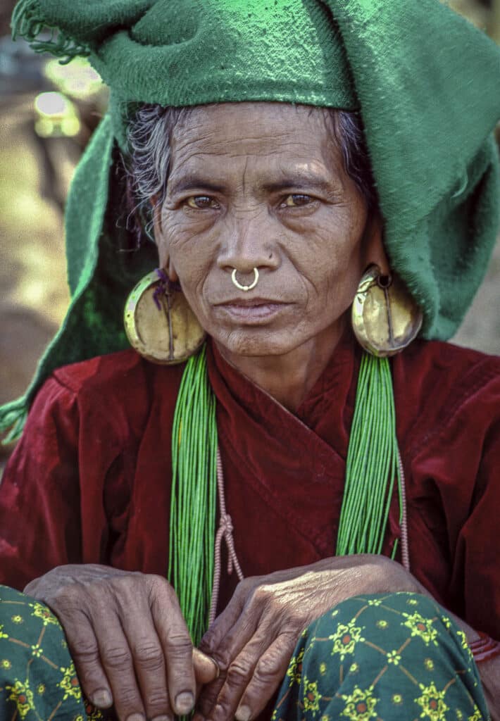 Gurung woman, Manaslu, Nepal, 1981 © William Frej