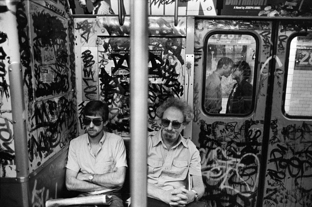 Subway Kiss, N.Y.C., 1986. © Richard Sandler