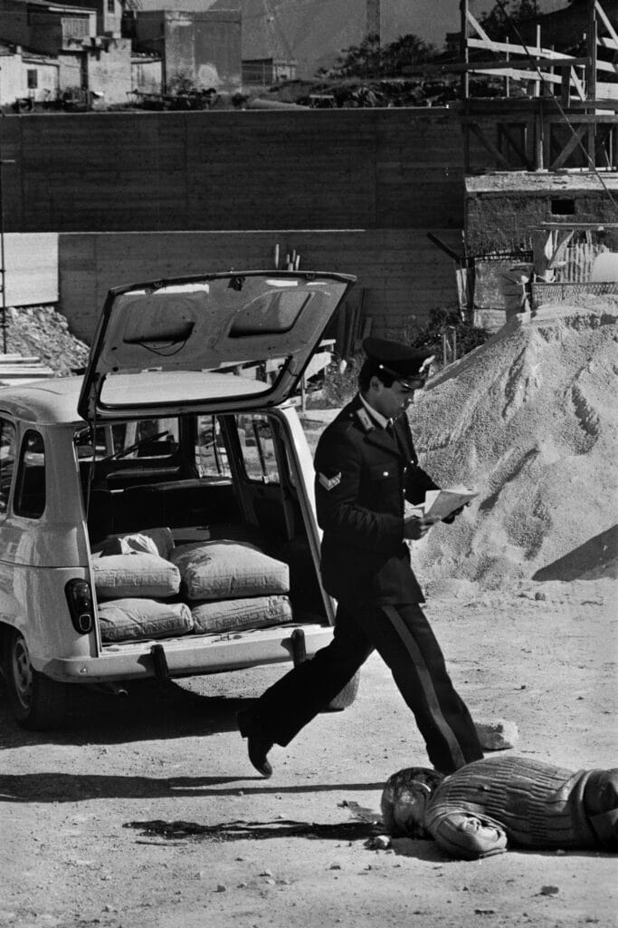 May 13, 1986. Murder of Francesco Paolo Semilia, Palermo builder, victim of racketeering (pizzo), killed at his construction site in Acquasanta. Pizzo is a form of extortion practiced by Cosa Nostra against merchants and other business owners. © Fabio Sgroi