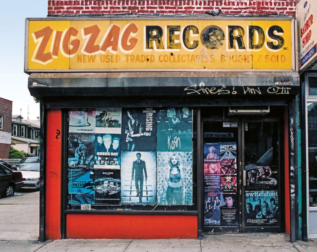 ZigZag Records, Avenue U at East 23rd Street, Sheepshead Bay, 2005 © James and Karla Murray