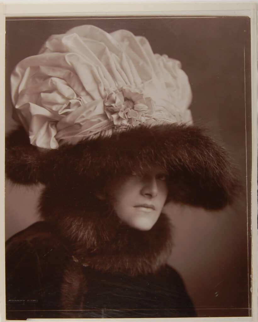 d'Ora, Hat by Krieser, 1910 © Museum für Kunst und Gewerbe Hamburg