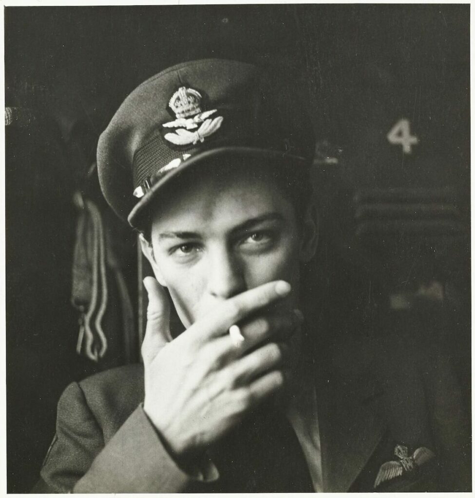 Le sous-lieutenant Daley du régiment American Eagles, 1942, Vogue © Condé Nast / Cecil Beaton