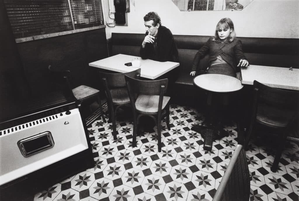 "Un Café à Saint-Ouen", 1966. Silver print 1977. Signed and numbered by the artist in ink in the front margin. Titled, dated and annotated 'tirage Jean-Yves Brégand 1977' by the artist in pencil on the back. 24,5 x 36,8 cm. © Jean-Philippe Charbonnier / Courtesy of La Galerie Rouge