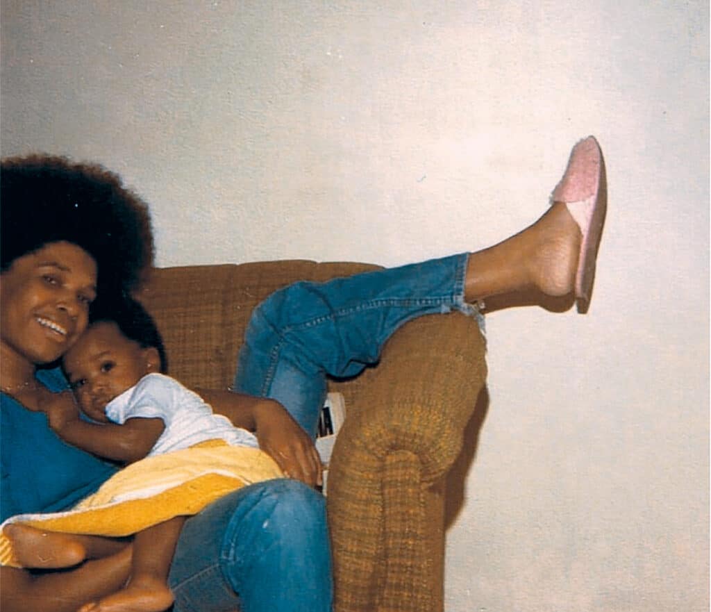 Mother and son, Toronto, Canada, 1978.© Ten Speed Press/Penguin Random House