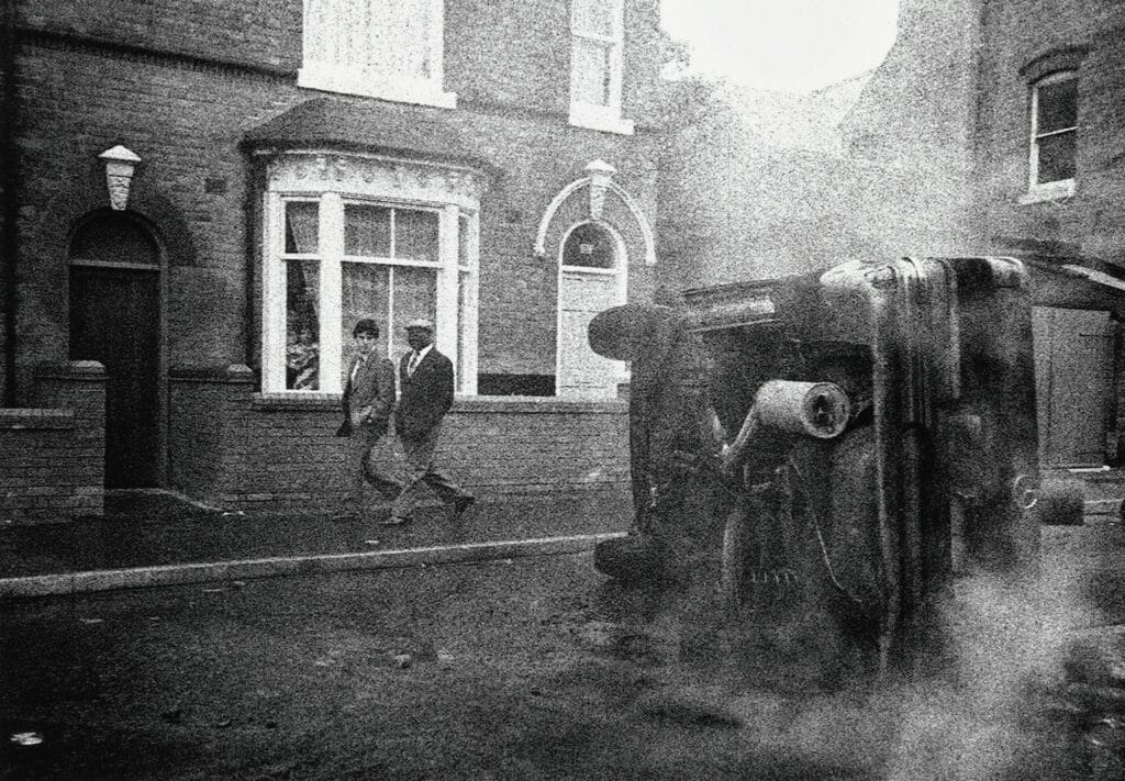 Handsworth Riots: Birmingham, United Kingdom, September 1985. © Pogus Caesar/OOM Gallery Archive, ARS, New York, DACS, London