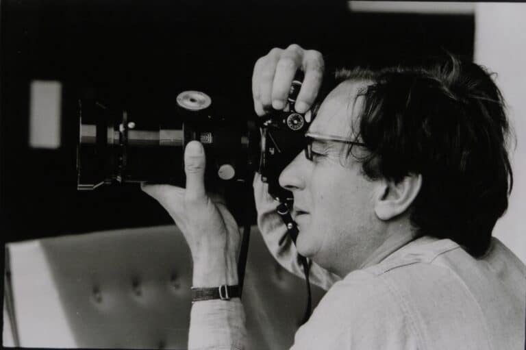Willy Rizzo with his Zeiss Sonnar 180 lens ©StudioWillyRizzo