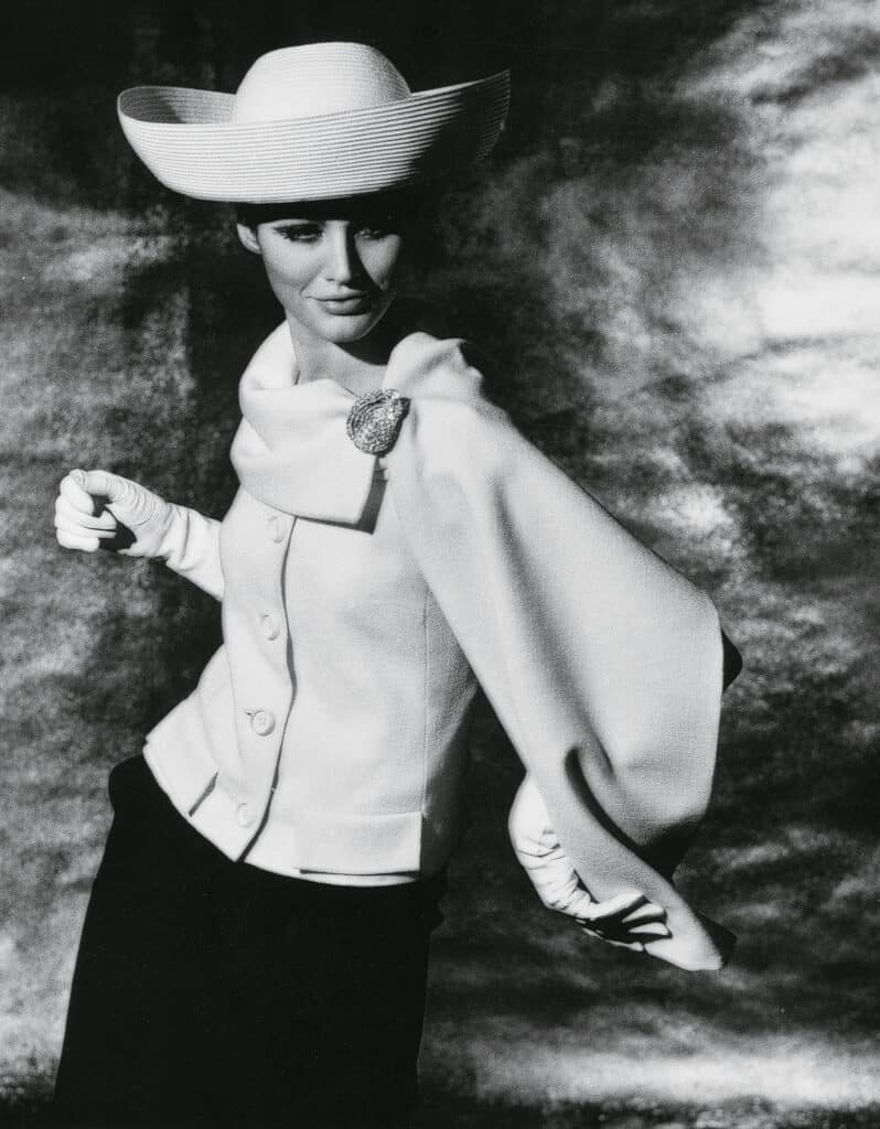 Pia Rossilli-Kazan as Hannah Troy, Photograph published in Harper's Bazaar, No. 3040, March 1965 © Lionel Kazan