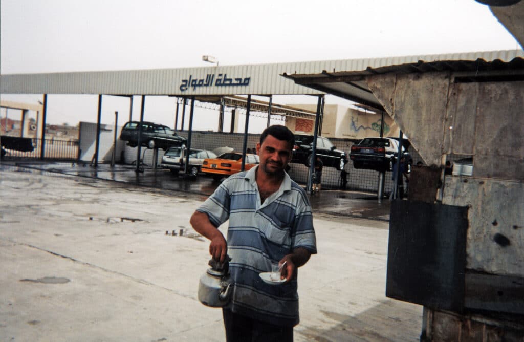 “Nasir, 25 years old, sells tea to people at the local carwash. Business has not been good lately.” (Falluja) © Jassim Mohommad