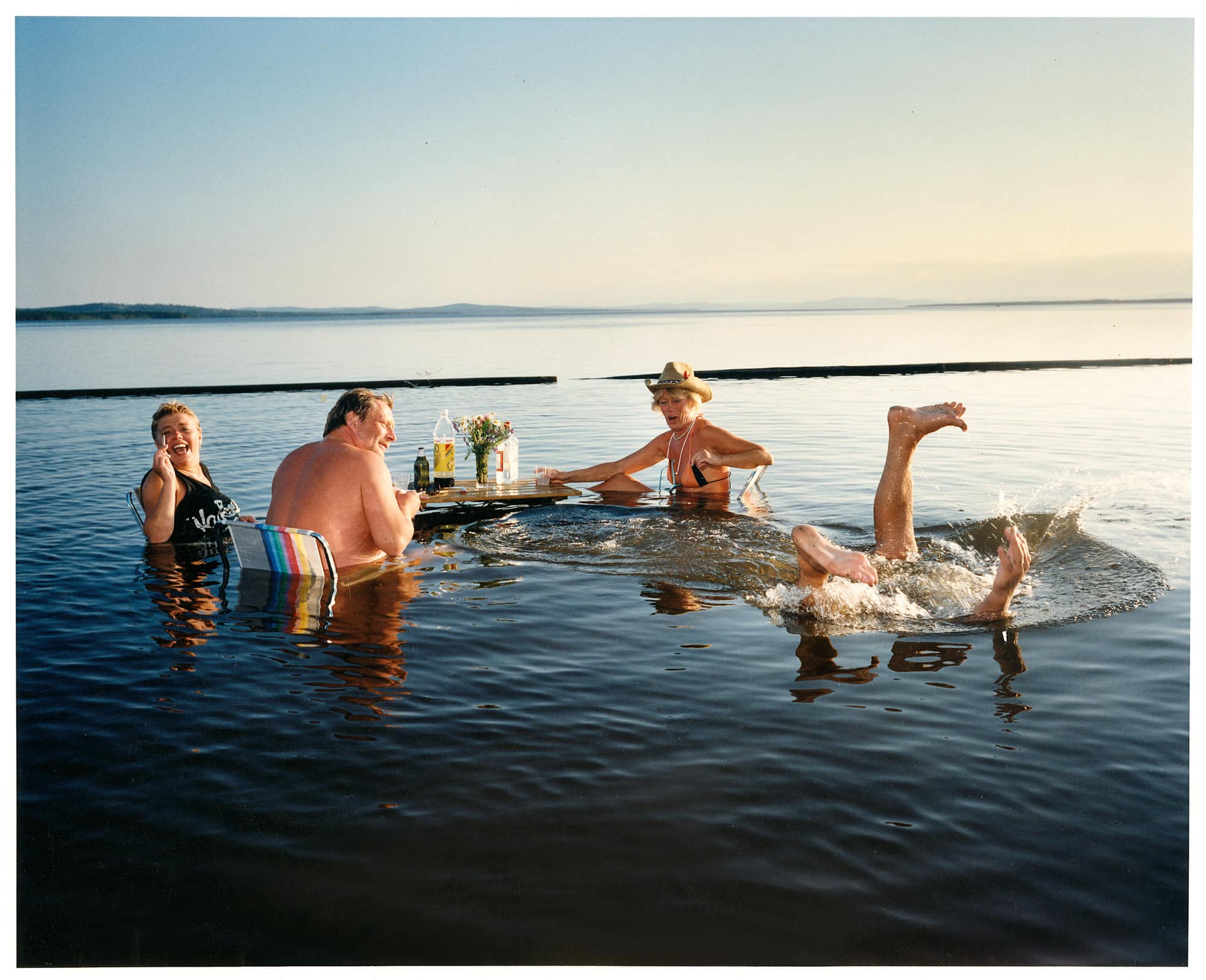L'été à Rättvik, 1988, from Landet Utom Sig series (1993) © Lars Tunbjörk