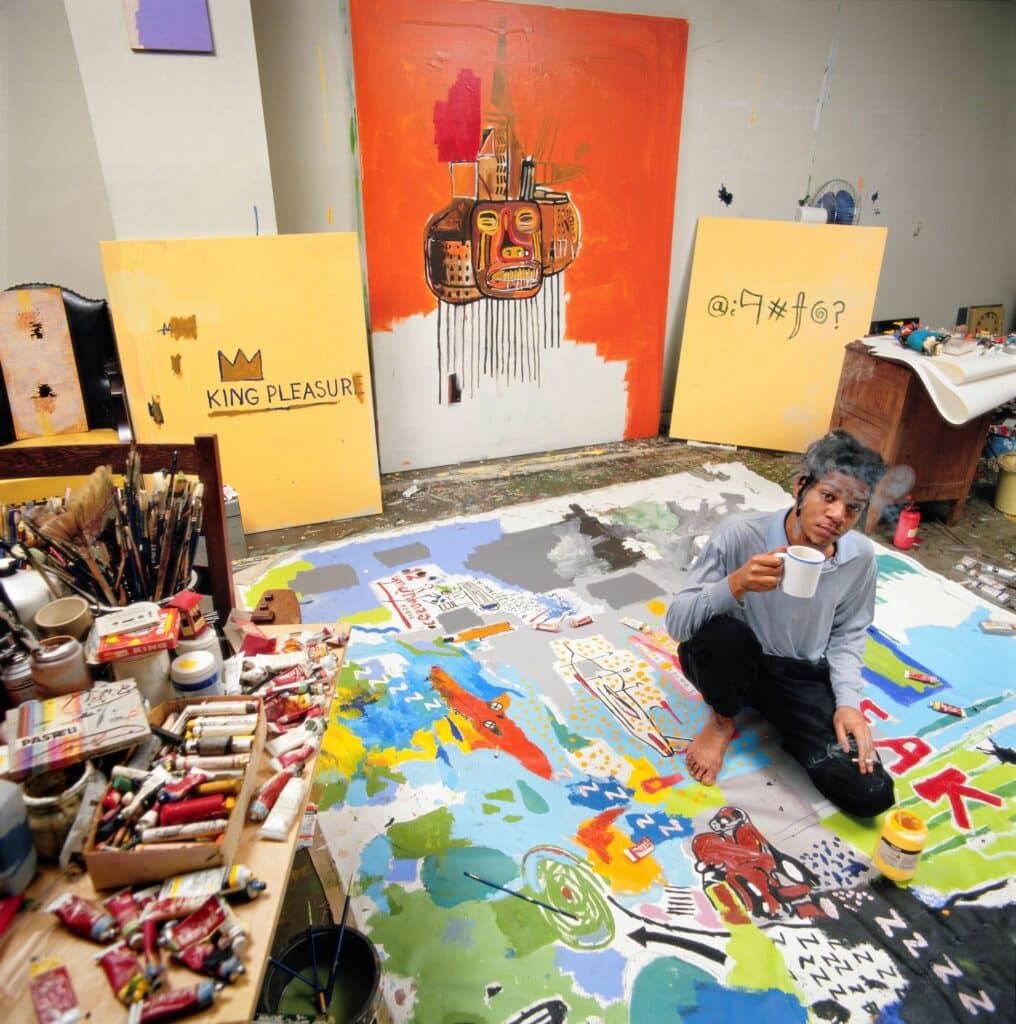 Jean-Michel Basquiat, New York, “KING PLEASURE” sitting with coffee cup, 1987. © Muna Tseng Dance Projects Inc, courtesy of Yancey Richardson Gallery 