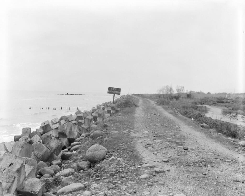 Austara on the Iranian border, Azerbaijan 2016 - Dialogue with Paul Nadar