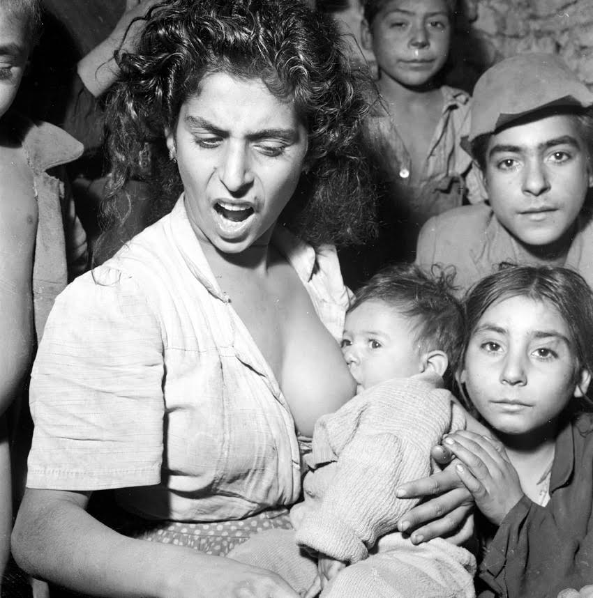 Barcelona 1960 Format image 30 x 30 cm © Jacques LŽonard. Archivo Familia Jacques LŽonard