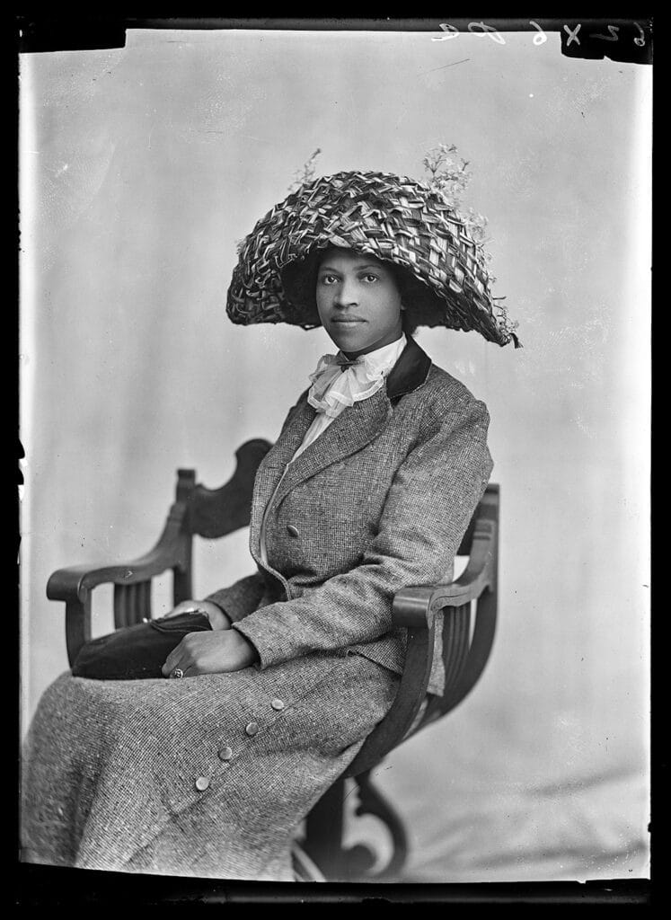 Nellie Jones, Collection du studio Holsinger. © Bibliothèque des collections spéciales Albert et Shirley Small, Université de Virginie.