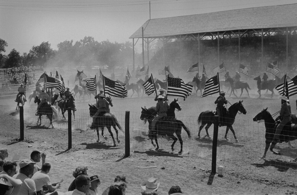 Todd Webb, Rodéo, Lexington, NE, 1956, Todd Webb Archive.