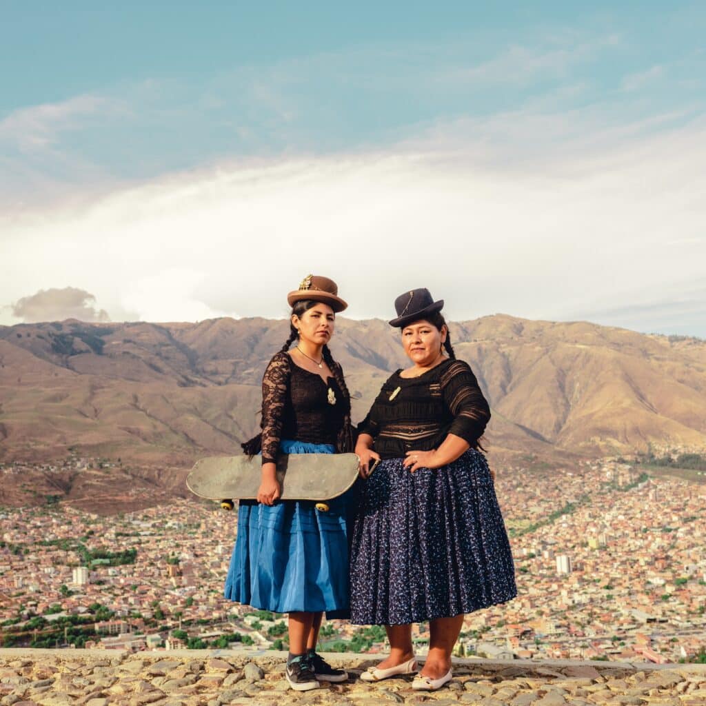 © Luisa Dörr, “Joselin Brenda Mamani tinta (27) and Lucia Rosmeri tinta Quispe (46)”