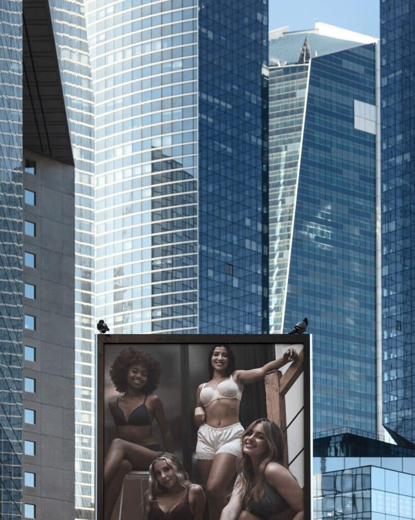 Lingerie Advertisment, Paris, 2021 © Anastasia Samoylova