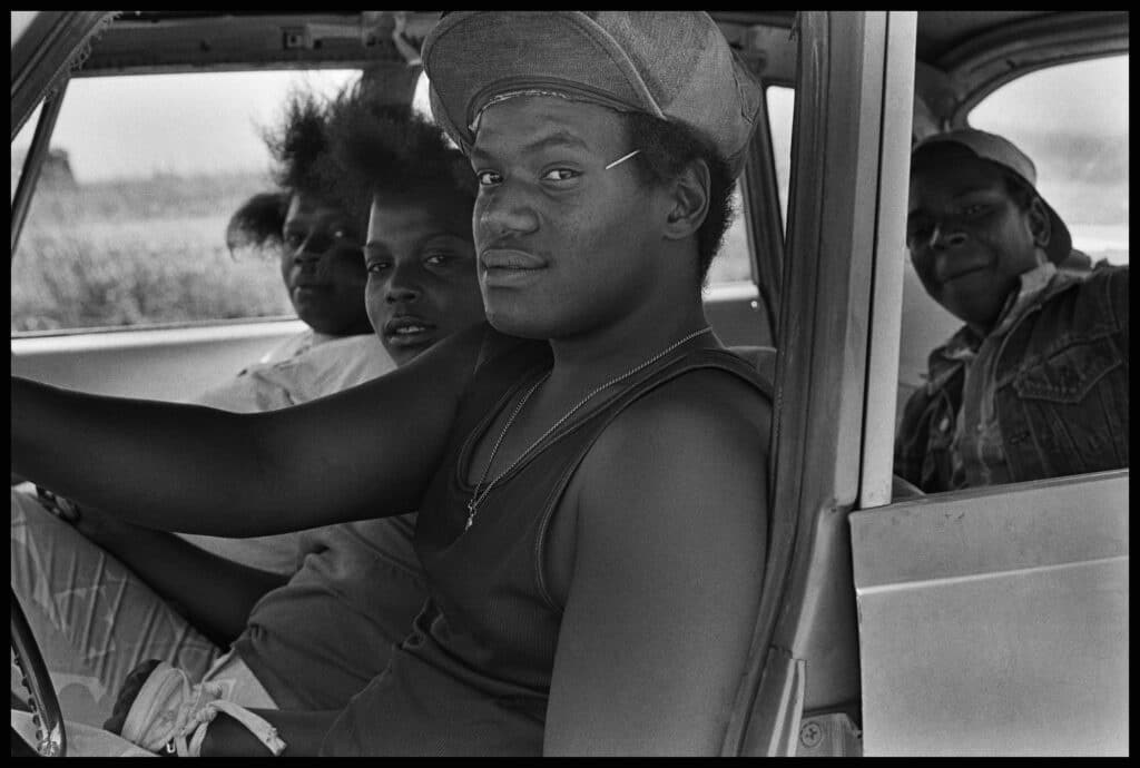 © Photograph by Peter Turnley, California, 1975.