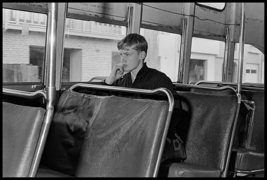 © Photograph by Peter Turnley, California, 1975.