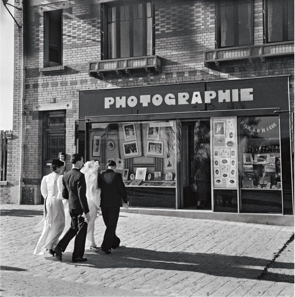 Robert Doisneau, La Petit noce, Choisy-le-Roi, 1942 © Atelier Robert Doisneau