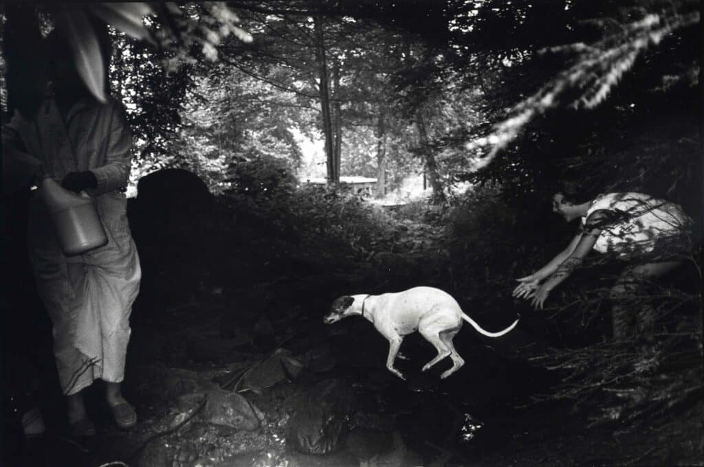 Helen and Camy, Cumberland, Kentucky, 1987 © Bertien van Manen