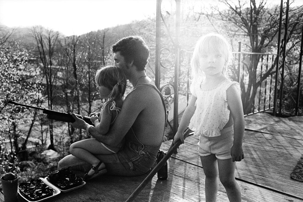 Amanda on porch, Cumberland 1987 © Bertien Van Manen